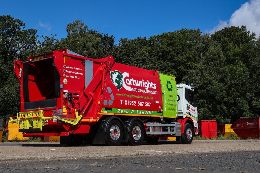 Delivery of a 26t KGH which will enable Cartwright's Waste to collect multiple waste streams.